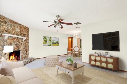 5709 Eagle Dr, Fort Pierce FL 34951-2322 exterior