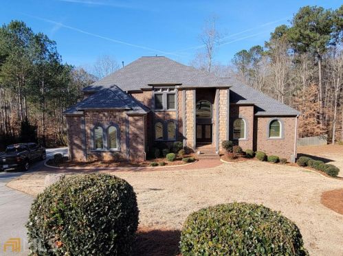 327 Amy Way, Atlanta GA 30349-7048 exterior