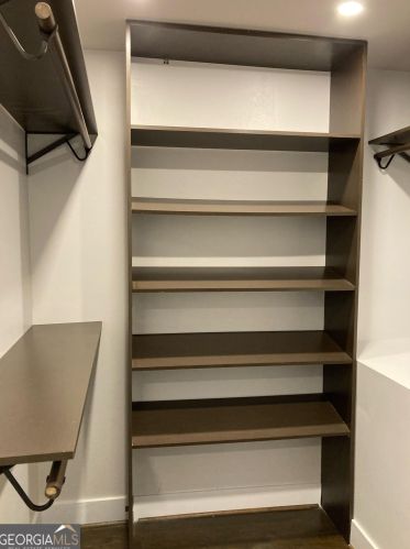 2933 Margaret Mitchell Ct, Atlanta GA 30327-1614 exterior