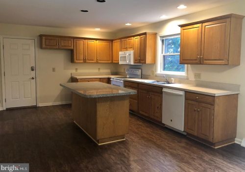 54 Ethel Ave, Hummelstown PA  17036-9129 exterior