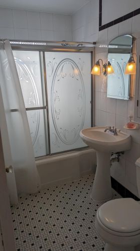 4617 Holt Ave, Milwaukee WI 53219-4729 exterior