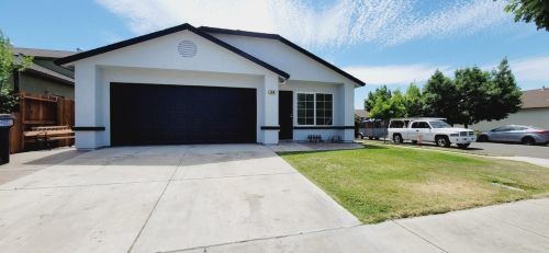 850 Jessica St, Turlock CA  95380-6091 exterior