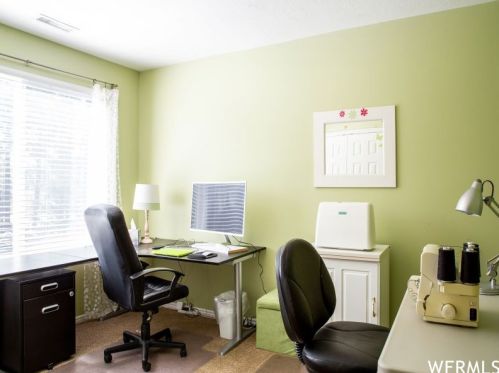 2986 9800, Sandy UT 84092-4216 exterior