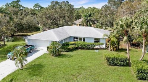 4072 Alice St, Fort Pierce, FL 34953-7024