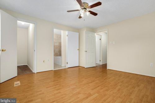 7813 Havenside Ter, Rockville MD 20855-2261 exterior