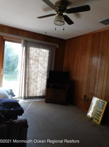 307 Eastham Rd, Point Pleasant Beach NJ 08742-2013 exterior