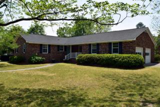 802 Knollwood Dr, Columbia SC  29209-2422 exterior