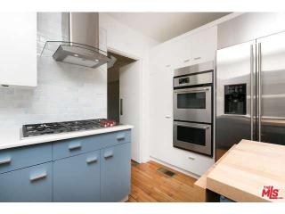 486 Denslow Ave, Los Angeles CA  90049-3507 exterior