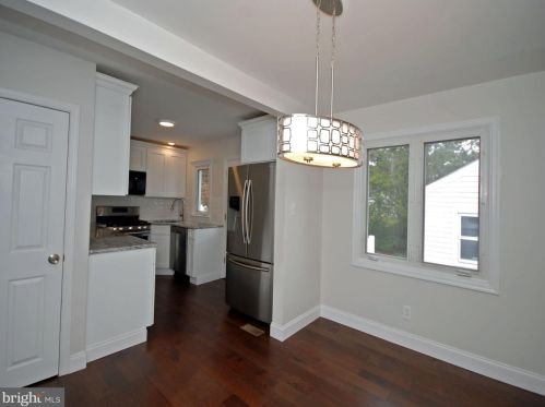 20 Fogarty Dr, Trenton NJ 08619-4320 exterior