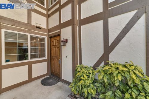 495 Folsom Cir, Milpitas, CA 95035-3539