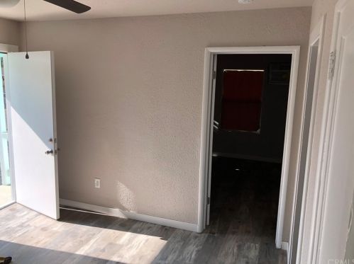 1914 Pacific St, Bakersfield CA 93305-5091 exterior