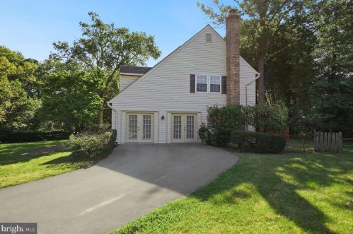 15523 Monona Dr, Rockville MD  20855-2718 exterior