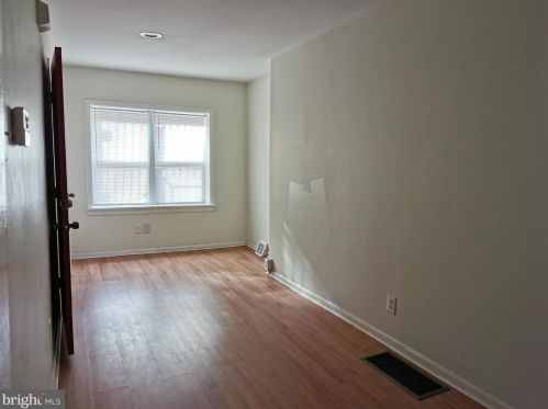 1513 Bouvier St, Philadelphia PA 19140-3535 exterior