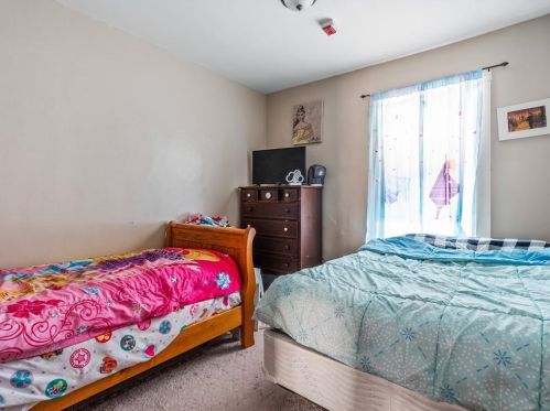 88 Prospect St, Woonsocket RI 02895-1910 exterior