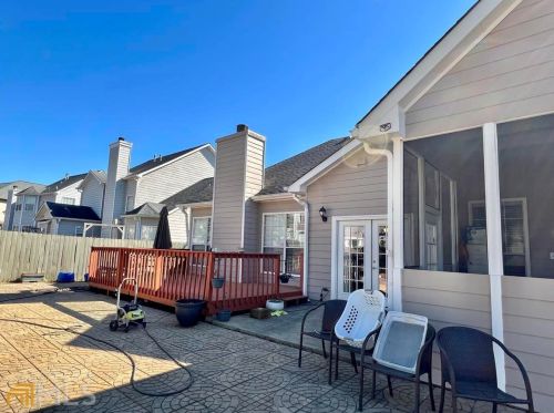 4029 Berwick Farm Dr, Duluth GA 30096-8300 exterior