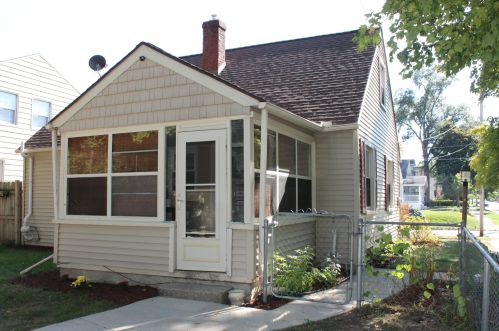 801 Eleanor St, Grand Rapids MI 49505-4223 exterior