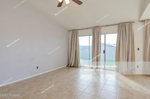 7005 Camino De Ln Tierra, Tucson AZ 85705-1008 exterior