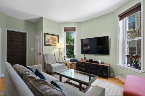 3009 Belden Ave, Chicago IL 60647-2804 exterior