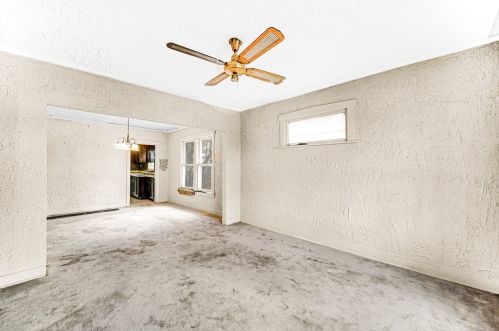 1238 109 Pl, Chicago IL 60655-4001 exterior