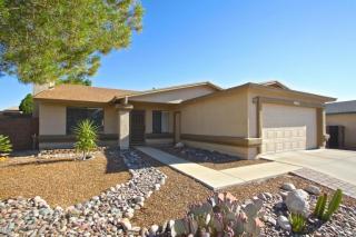 10240 Circle Pines Dr, Tucson, AZ 85748-6759