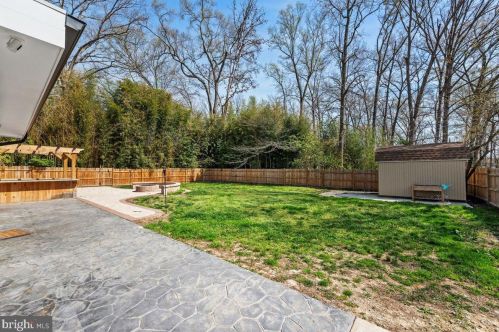 7819 Ashton St, Alexandria VA  22309-1338 exterior