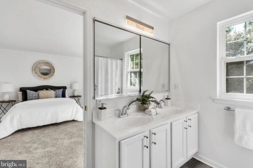 3 Trout Rd, Blenheim NJ 08012-4434 exterior