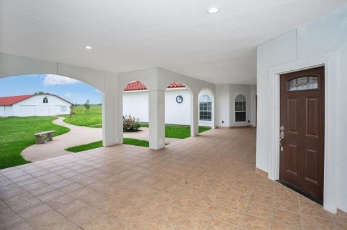 24600 Nine Bar Rd, Hempstead TX  77445-8074 exterior