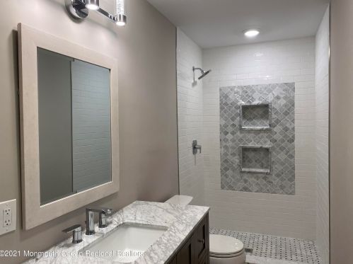 71 Bamm Hollow Rd, Middletown NJ  07748-3259 exterior