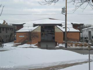 7900 Harwood Ave, Milwaukee WI  53213-2554 exterior