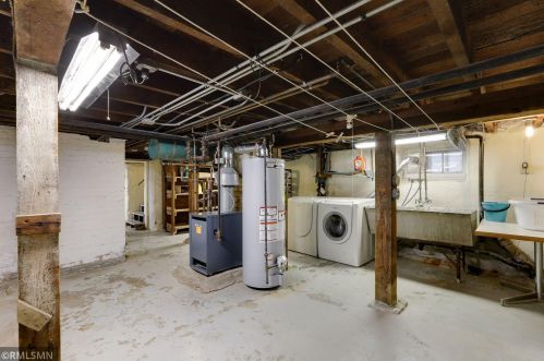 415 Arbor St, Saint Paul MN 55102-3511 exterior