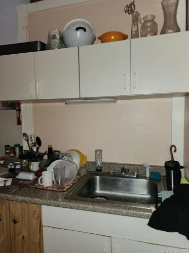 103 School St, Killingly CT 06239-3515 exterior