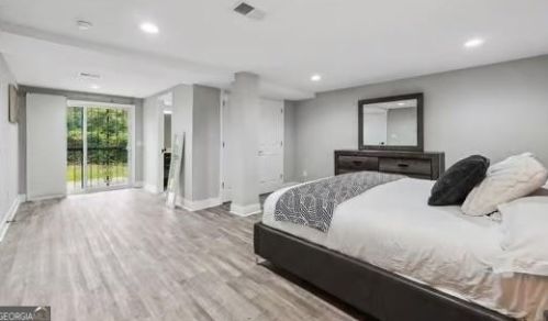 2891 Alexandria Dr, Atlanta GA  30331-5324 exterior