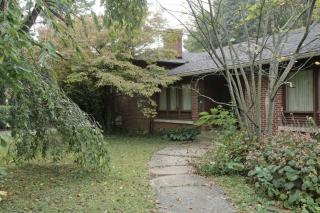 1630 Ashwood Dr, Lexington, KY 40502-1908