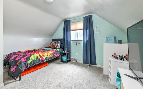 746 Centre Ave, Pittsburgh PA 15202-1712 exterior