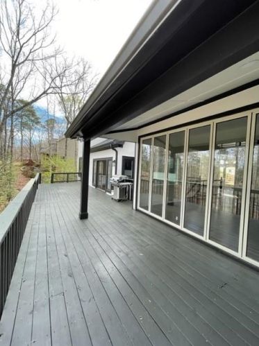 360 Kelson Dr, Atlanta GA 30327-4255 exterior