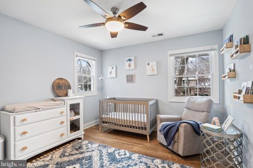 8511 Cherry Valley Ln, Alexandria VA  22309-2121 exterior