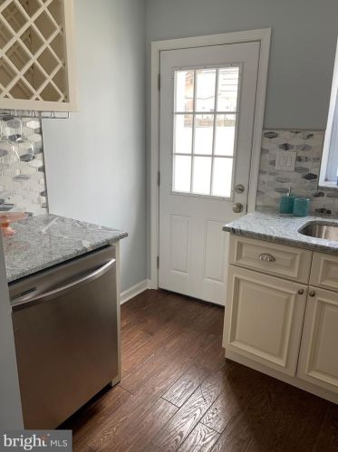 334 Cantrell St, Philadelphia PA  19148-3320 exterior