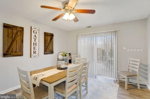 41 Penns Ct, Chester PA  19014-1425 exterior