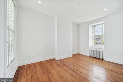 937 N St, Washington DC  20001-4221 exterior