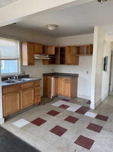 121 Byfield St, Providence RI 02905-1518 exterior