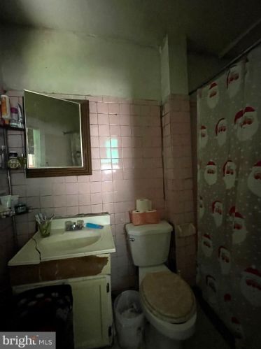 2113 65 St, Philadelphia PA 19139-1006 exterior