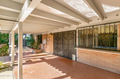 9572 29th St, Tucson, AZ 85748-8102