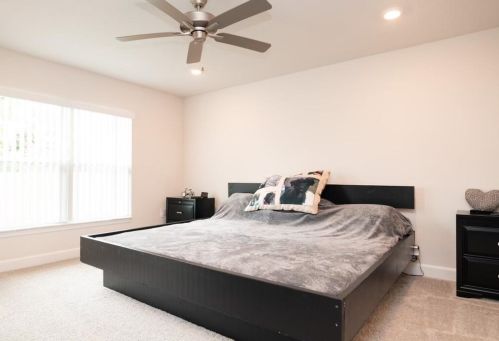 137 Pisces Ter, Fort Pierce FL 34984-4783 exterior