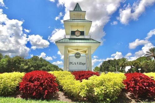 8290 Mulligan Cir, Fort Pierce FL  exterior