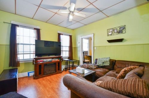 91 Southgate St, Worcester, MA 01603-2846