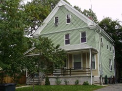 100 Crescent St, Newton, MA 02466-2510