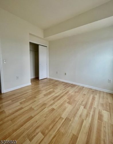 358 Rector St, Perth Amboy NJ 08861-4424 exterior