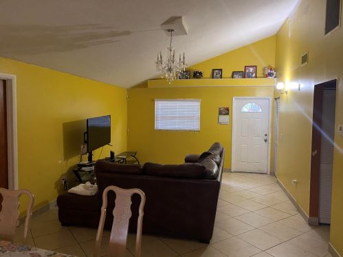 2320 Savona Blvd, Fort Pierce FL 34953-2213 exterior