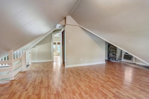 2109 Kenwood Blvd, Milwaukee WI  53211-3311 exterior