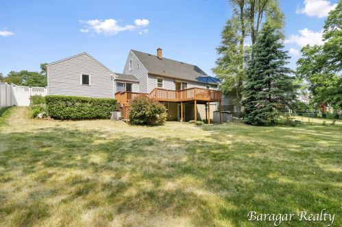 2900 Belknap Ave, Grand Rapids MI 49505-3304 exterior